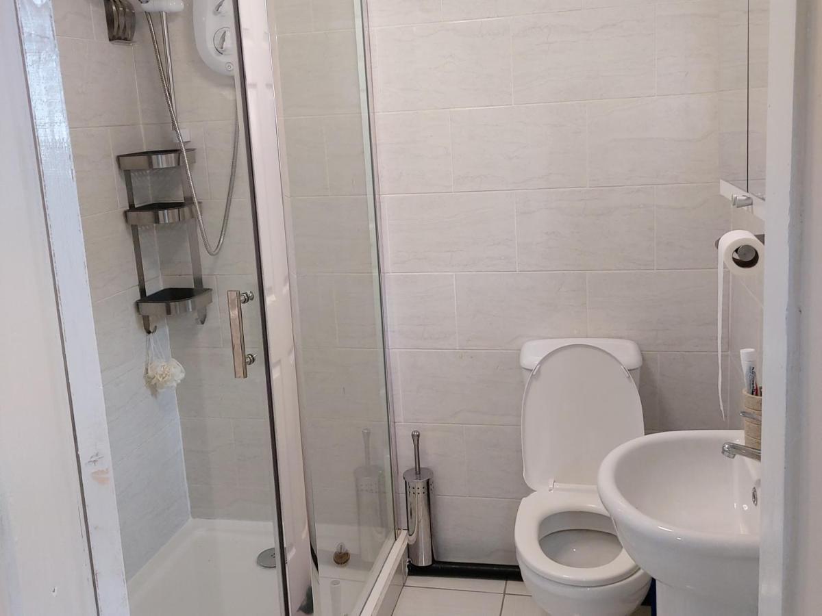 Lovely Studio-Flat With Free Parking, Free Wifi. Leeds  Zewnętrze zdjęcie