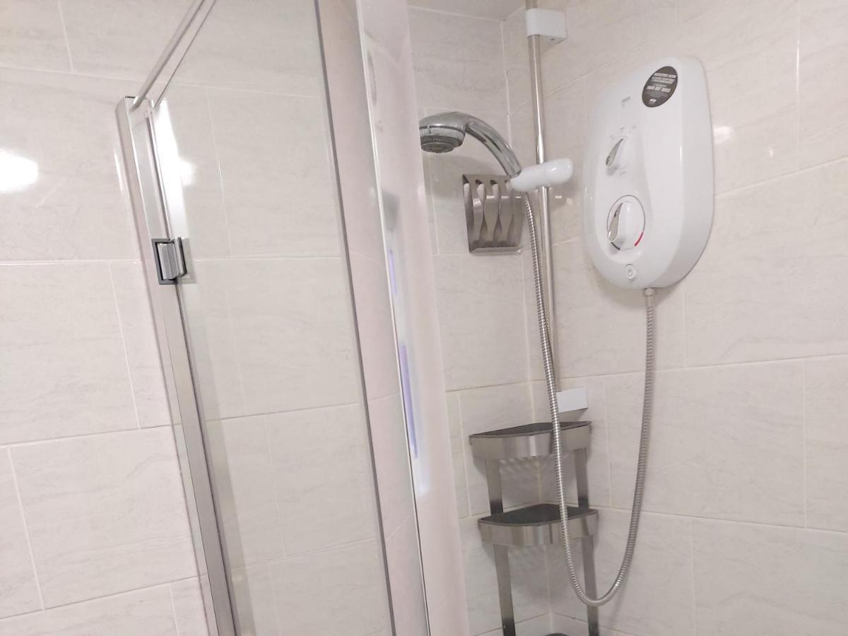 Lovely Studio-Flat With Free Parking, Free Wifi. Leeds  Zewnętrze zdjęcie