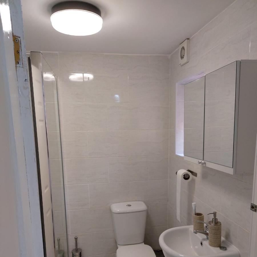 Lovely Studio-Flat With Free Parking, Free Wifi. Leeds  Zewnętrze zdjęcie
