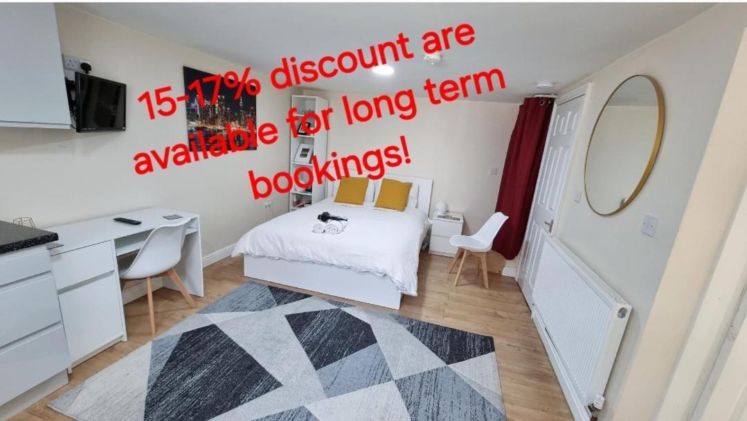 Lovely Studio-Flat With Free Parking, Free Wifi. Leeds  Zewnętrze zdjęcie